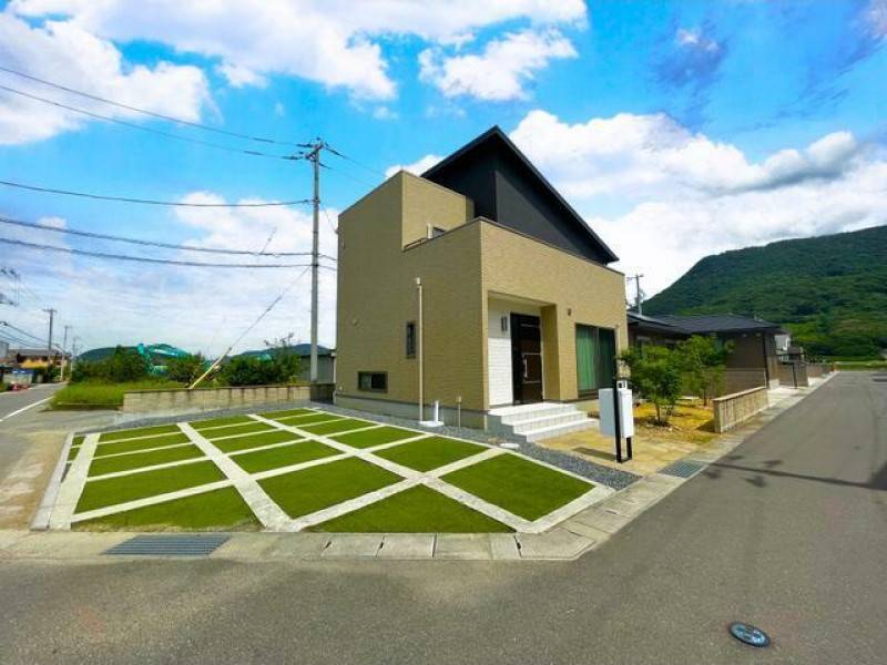 坂出市加茂町 一戸建 の外観写真