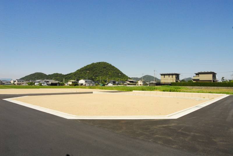 さぬき市寒川町石田東 寒川中央団地7号地の外観写真