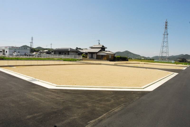 さぬき市寒川町石田東 寒川中央団地10号地の外観写真