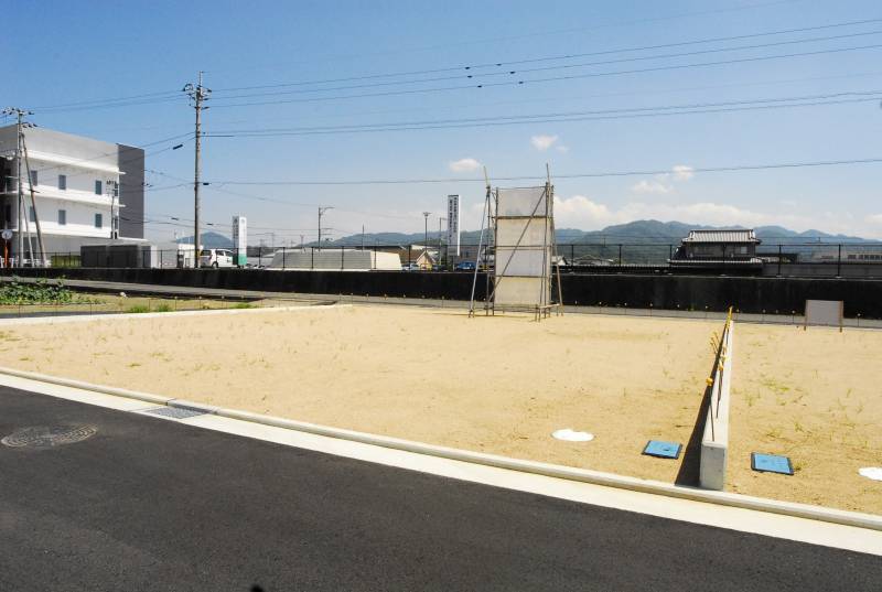 さぬき市寒川町石田東 寒川中央団地19号地の外観写真