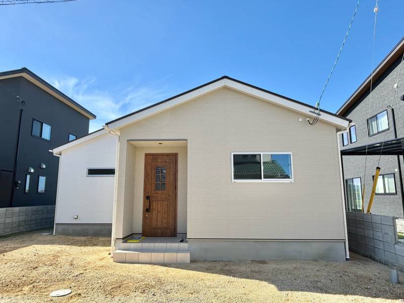 丸亀市三条町 一戸建 ｸﾞﾘｰﾝﾀｳﾝ三条町　郡家小学校西団地⑤号地の外観写真