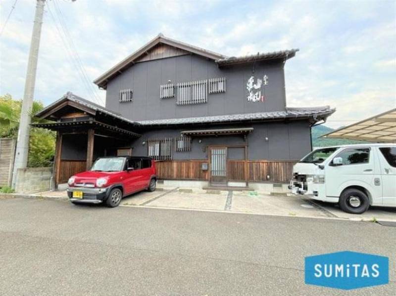 松山市小川 一戸建 の外観写真