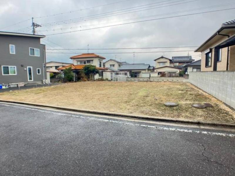 松山市柳原  の外観写真