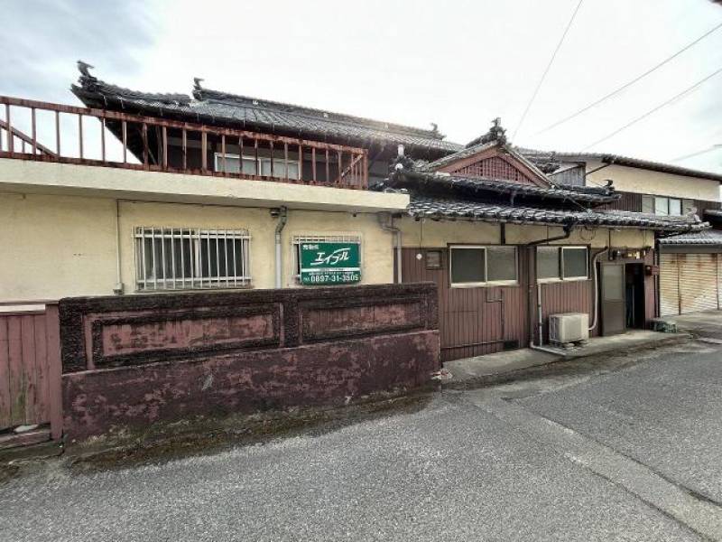 西条市河原津 一戸建 の外観写真