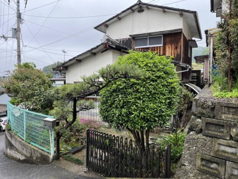 松山市谷町 一戸建 の外観写真