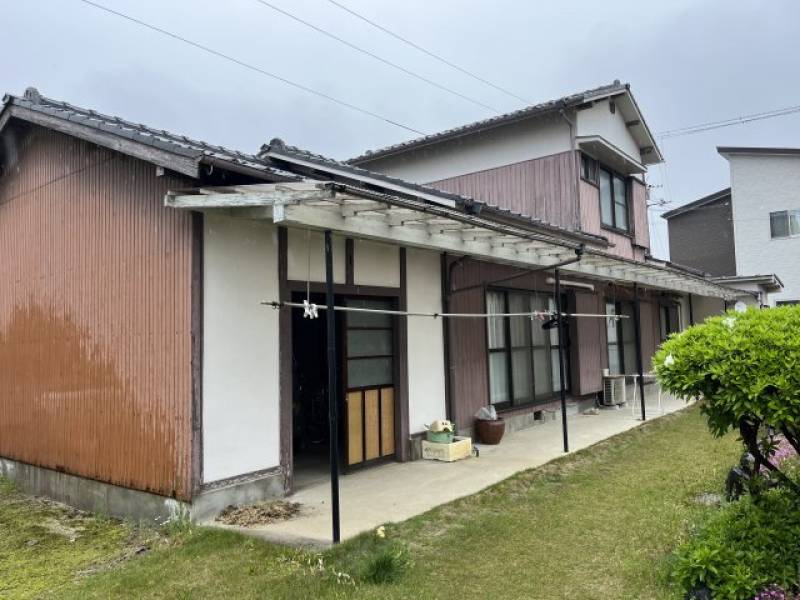 松山市高岡町 一戸建 の外観写真