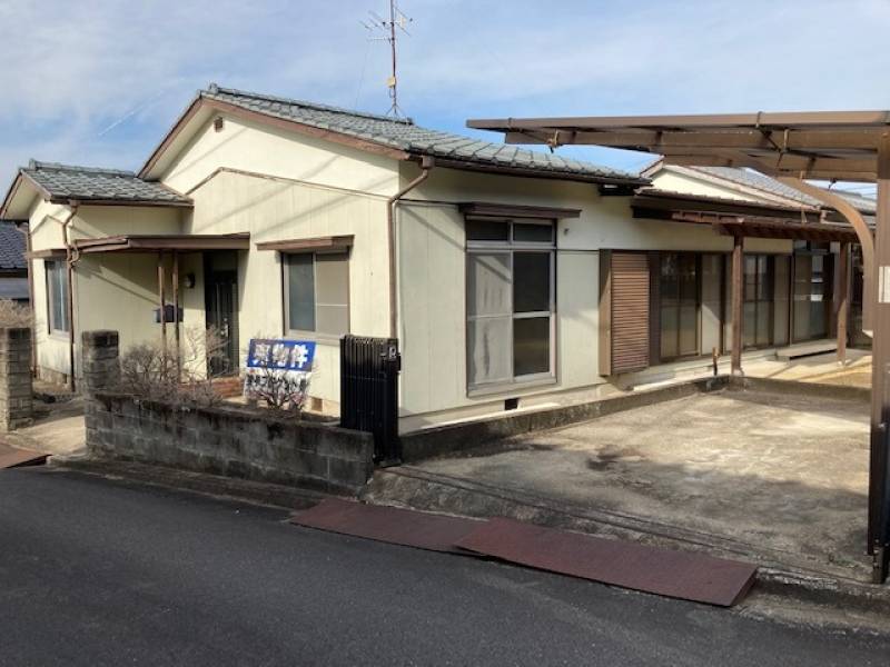 新居浜市船木 一戸建 の外観写真