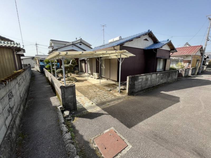 新居浜市城下町 一戸建 の外観写真