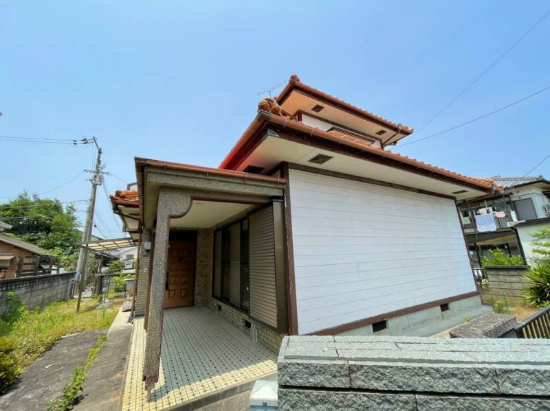 新居浜市西連寺町 一戸建 の外観写真