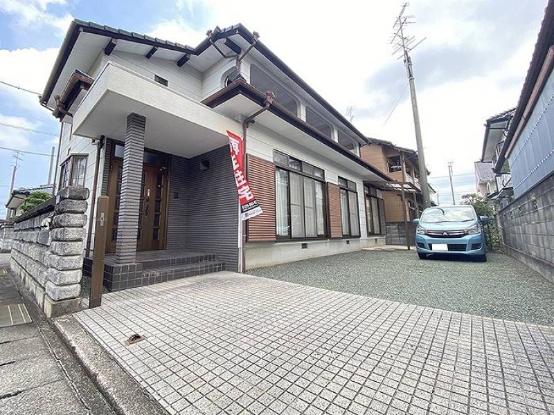 新居浜市西連寺町 一戸建 の外観写真