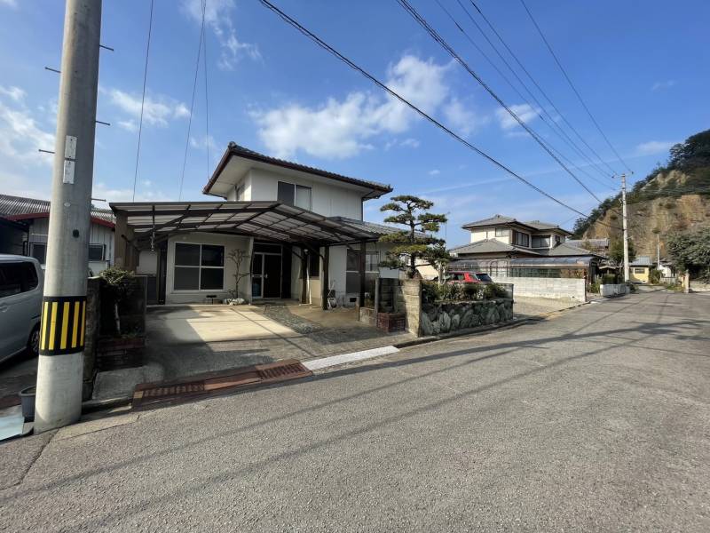 新居浜市船木 一戸建 の外観写真