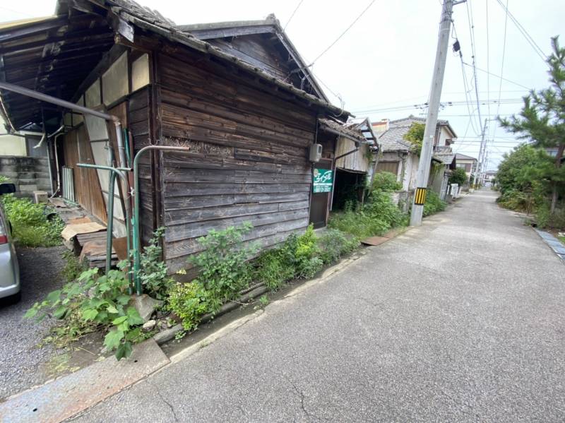 新居浜市松の木町  の外観写真