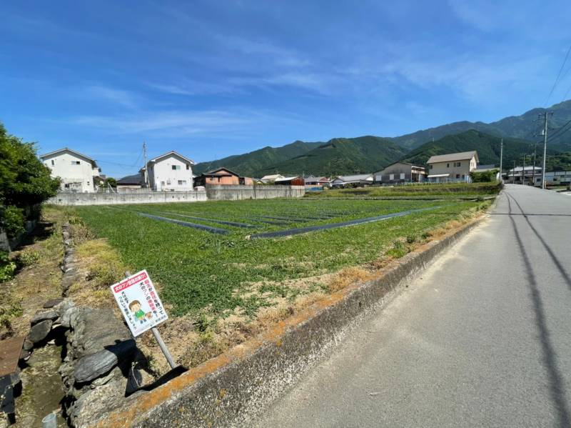 新居浜市萩生  の外観写真