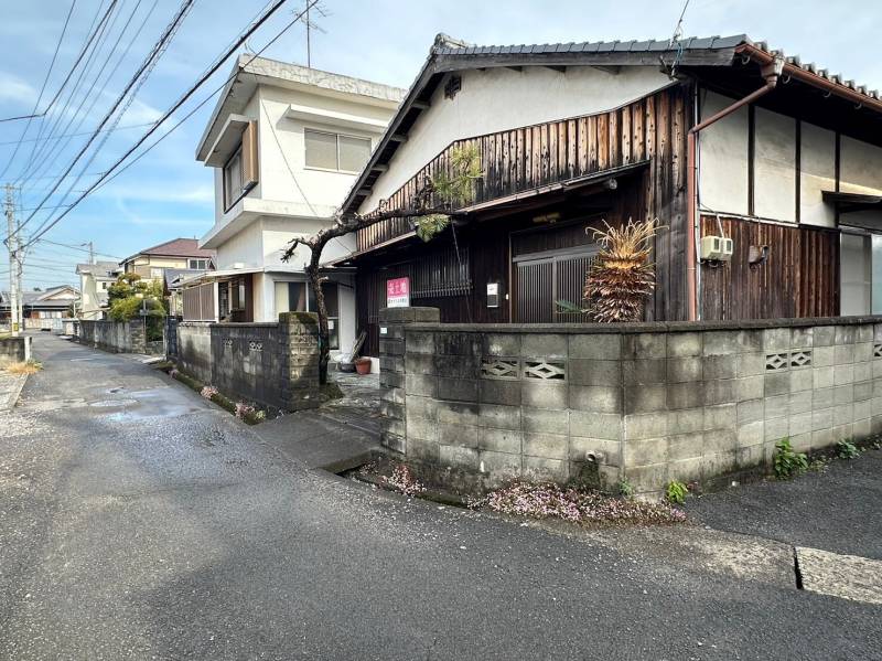 新居浜市庄内町  の外観写真