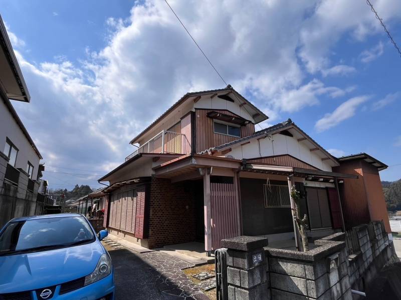 西条市下島山甲 一戸建 の外観写真