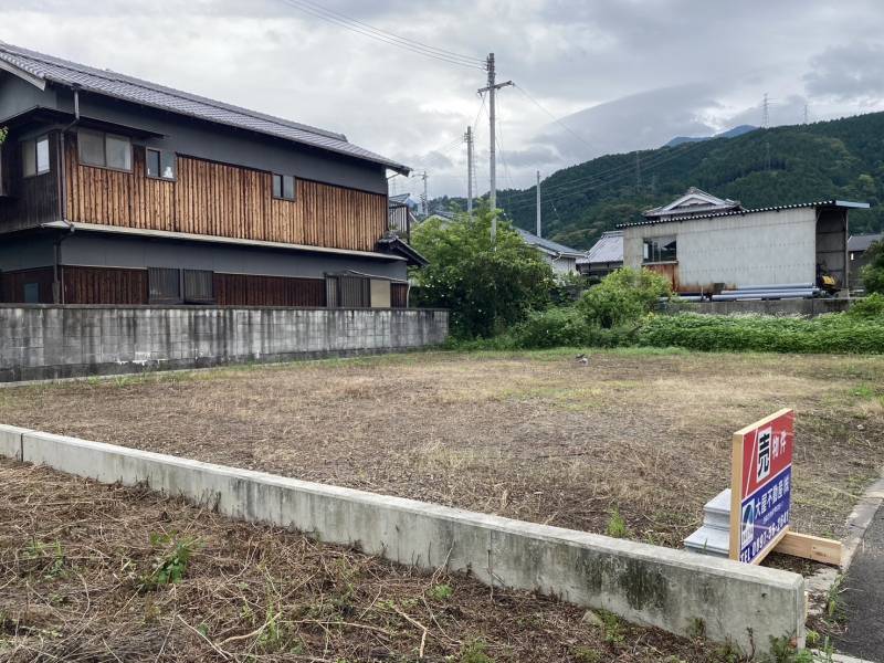 西条市飯岡  の外観写真