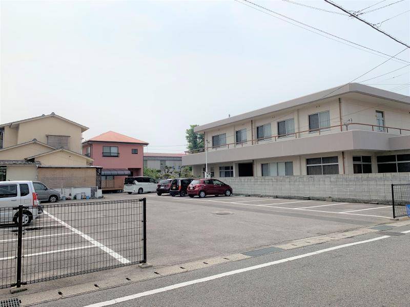 泉池町6-35駐車場 1の外観写真