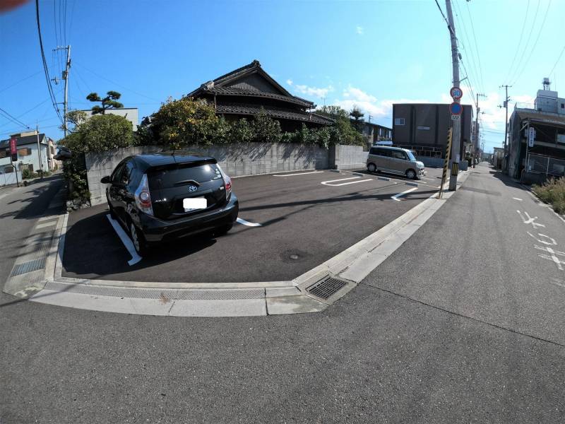 泉池町甲1083-3　駐車場 Bの外観写真