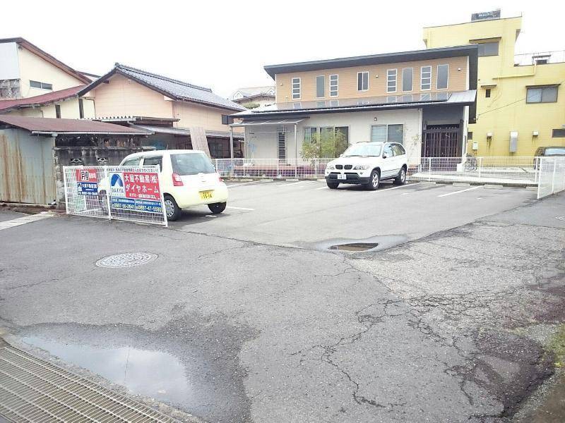 神拝　吉原駐車場 2の外観写真