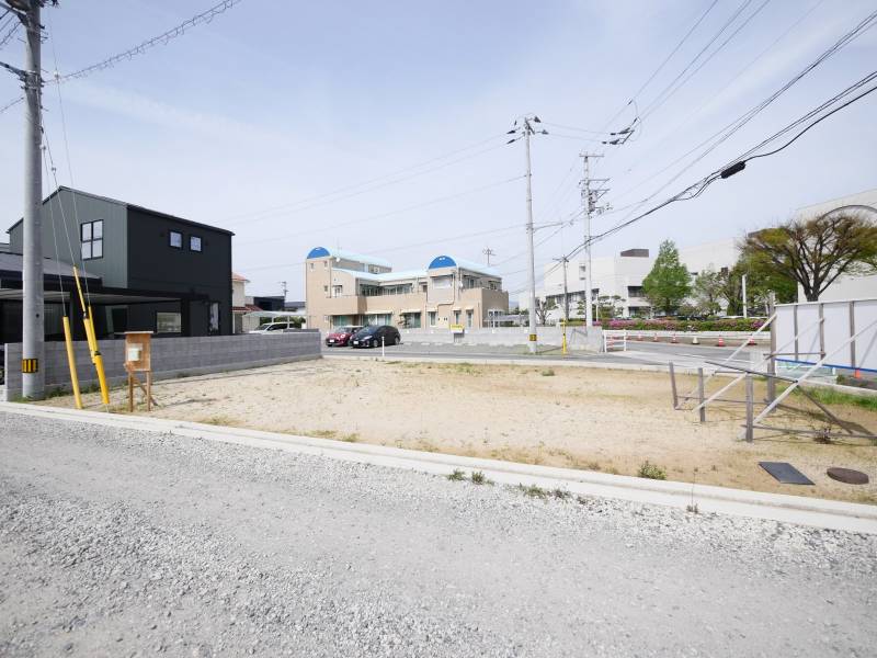 伊予郡砥部町高尾田 砥部町高尾田（大学前）13号地の外観写真