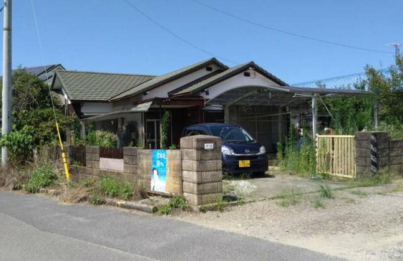 新居浜市東田 一戸建 の外観写真