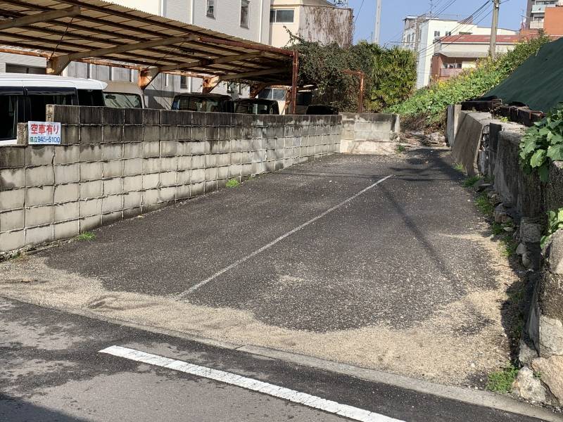 泉町パーキング 手前東の外観写真