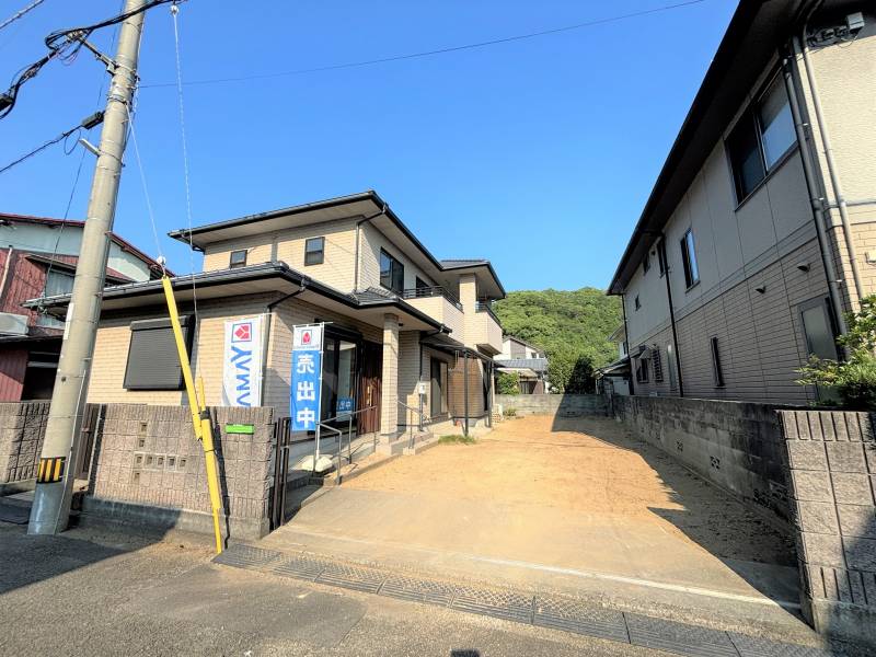 松山市高岡町 一戸建 の外観写真