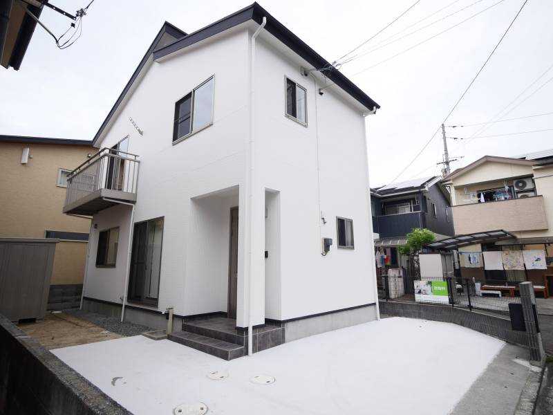 松山市南江戸 一戸建 リフォーム住宅の外観写真