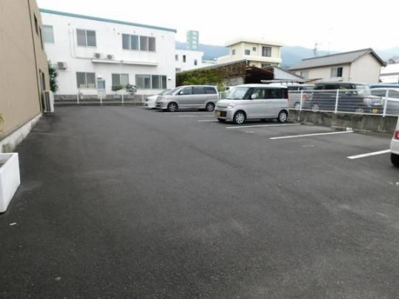 三島中央篠原駐車場　伊予三島の賃貸駐車場 P-2の外観写真