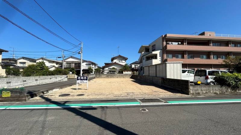 松山市西長戸町 の外観写真