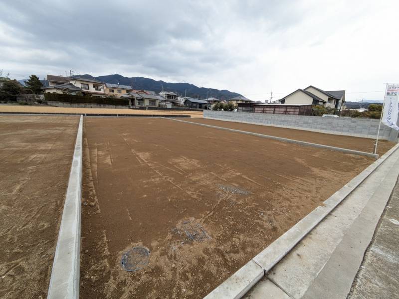 東温市南方 東温市南方4区画3号地の外観写真