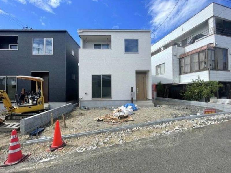 松山市西垣生町 一戸建 の外観写真