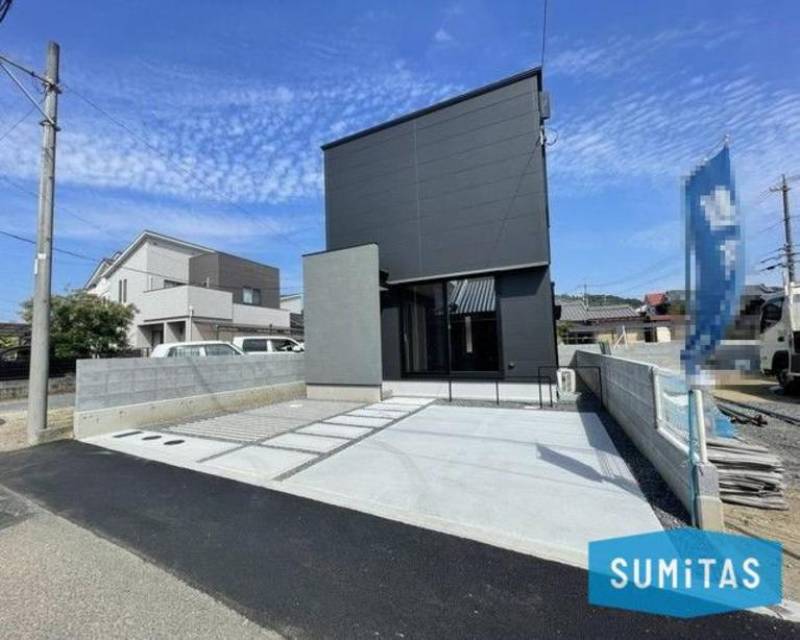 松山市南吉田町 一戸建 の外観写真