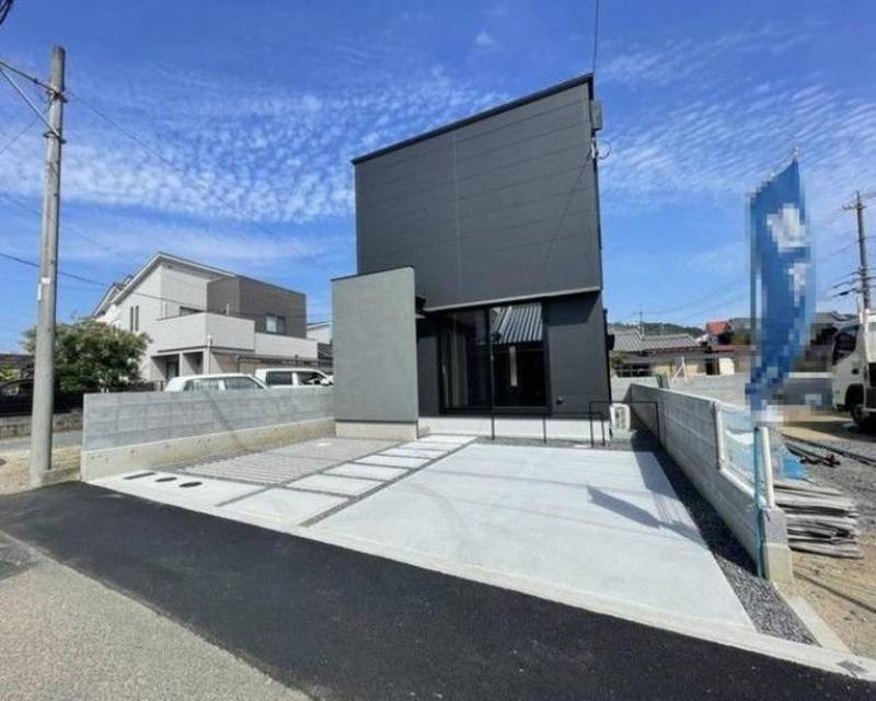 松山市南吉田町 一戸建 の外観写真