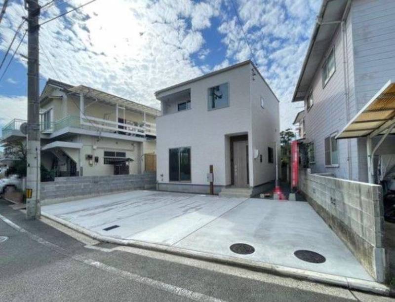 松山市ひばりヶ丘 一戸建 の外観写真