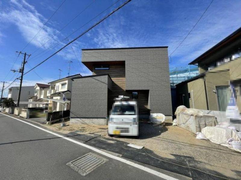 松山市水泥町 一戸建 の外観写真