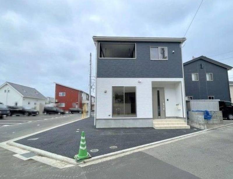 松山市清住 一戸建 の外観写真