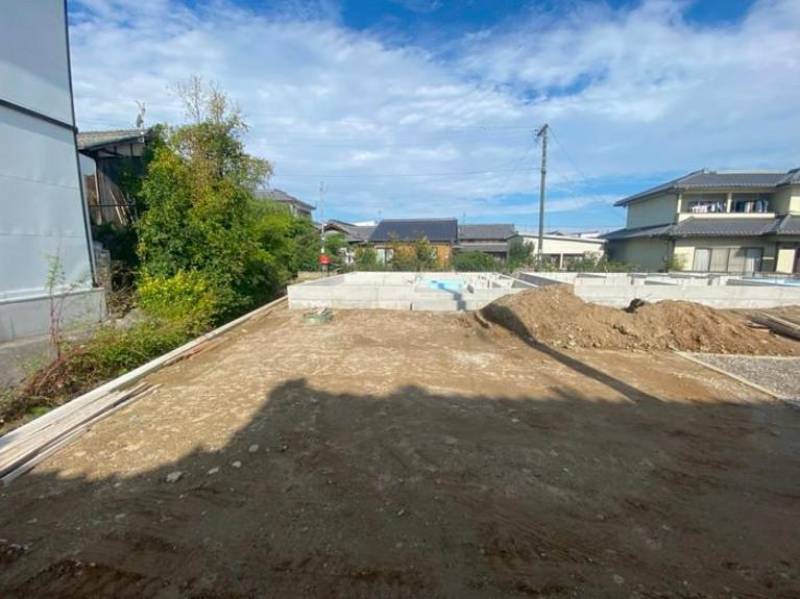 松山市西長戸町 一戸建 の外観写真