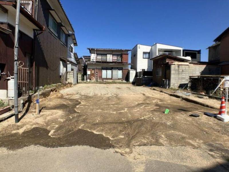 松山市中須賀 一戸建 の外観写真