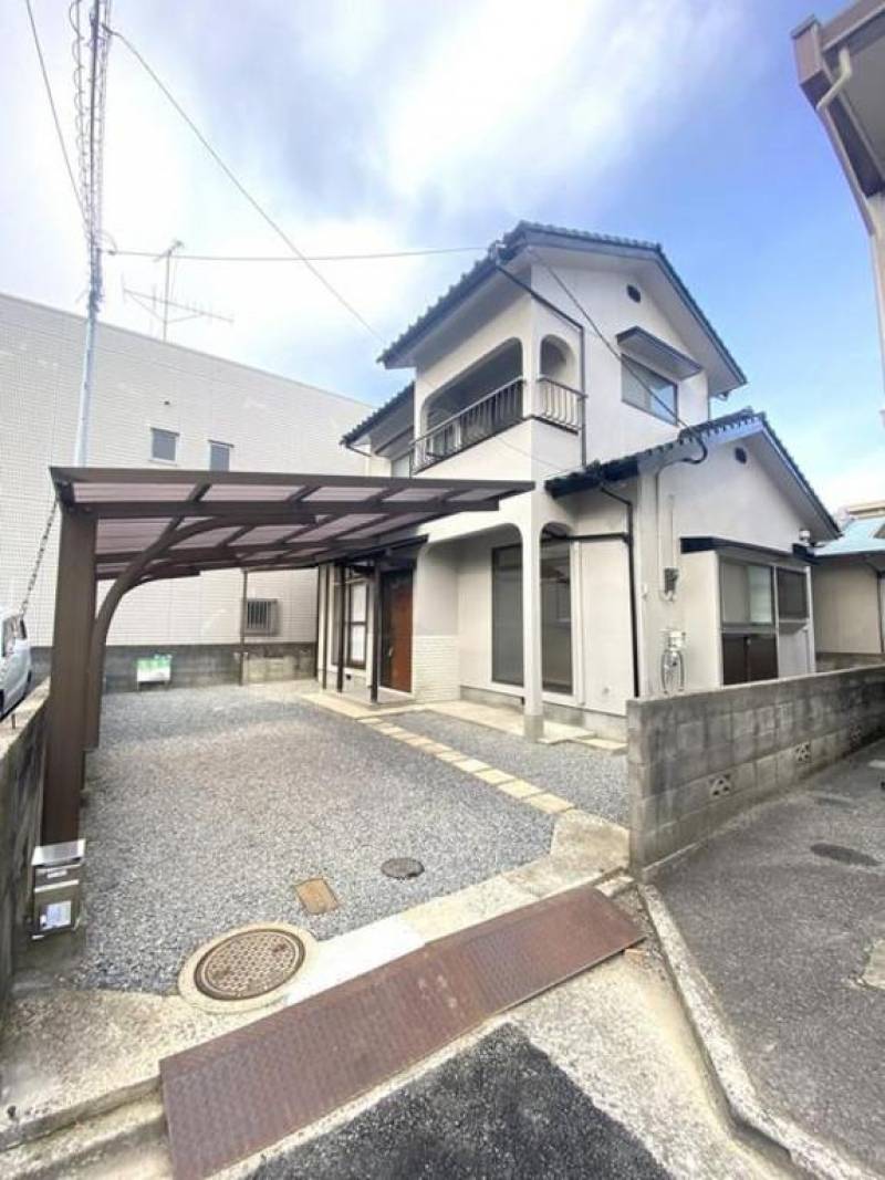 伊予郡砥部町高尾田 一戸建 の外観写真