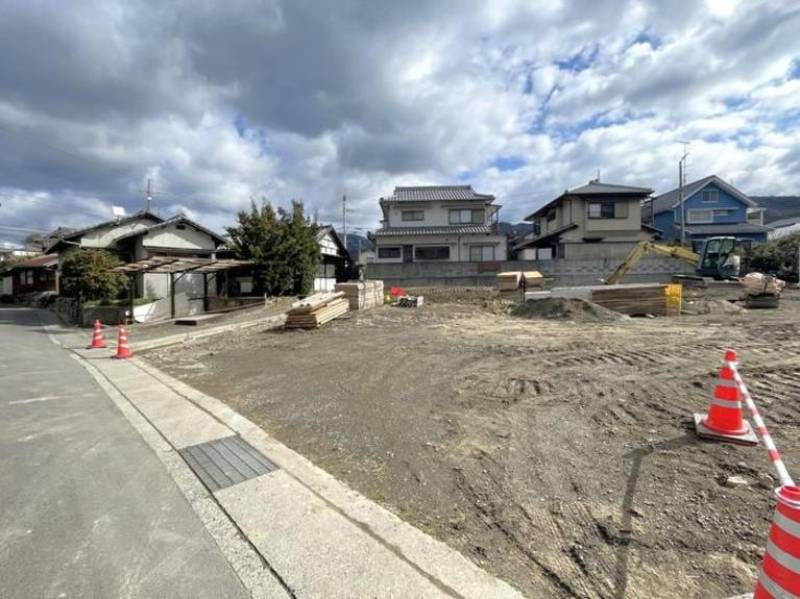 松山市東野  の外観写真