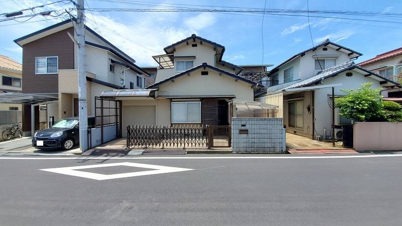 松山市和泉南 の外観写真