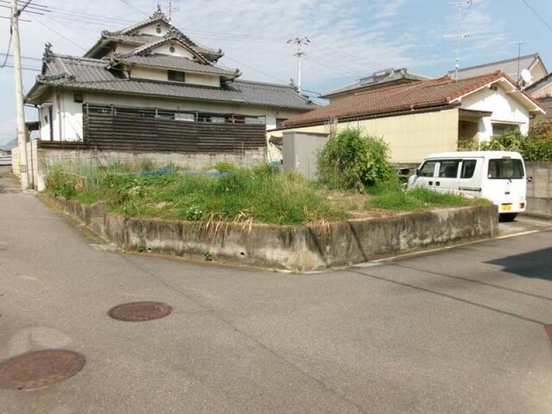 松山市柳原 の外観写真