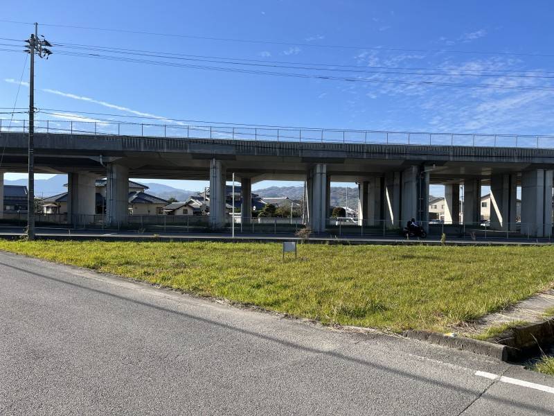 松山市南高井町 の外観写真