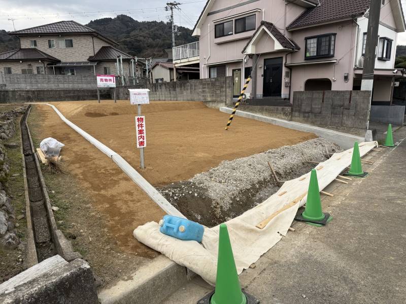 松山市津吉町 の外観写真