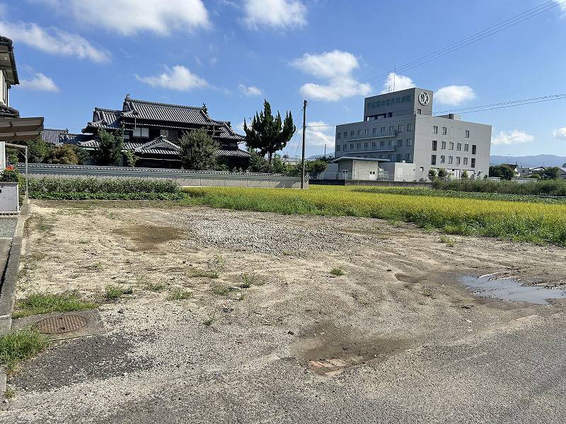 松山市井門町 の外観写真