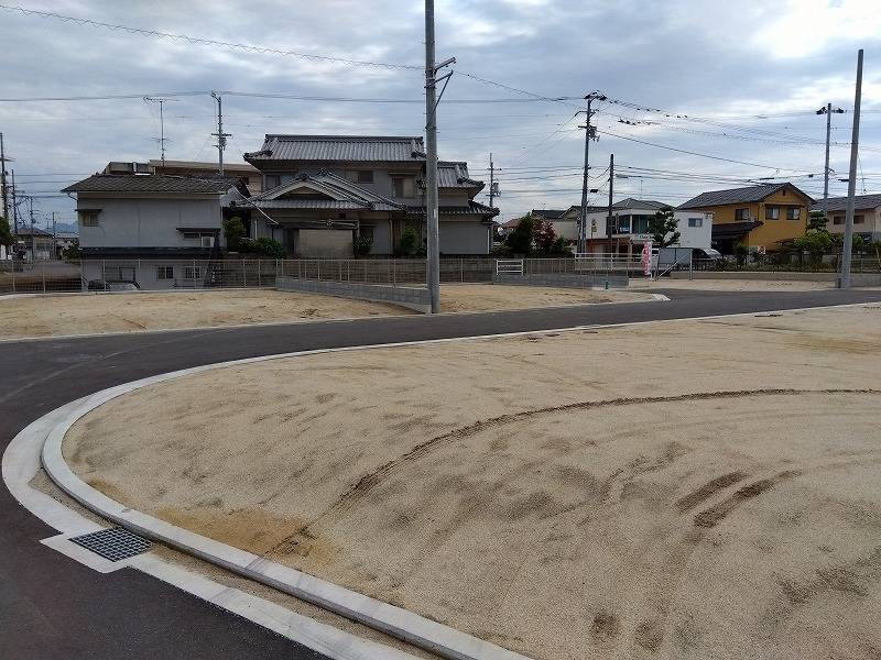 松山市東石井 メルティータウン東石井9号地の外観写真