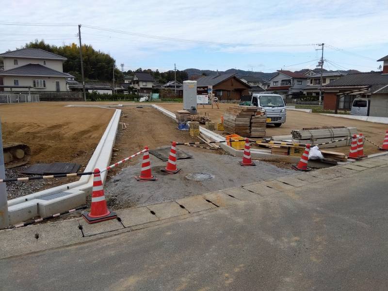 伊予郡砥部町北川毛 メルティータウン北川毛　第1期4号地の外観写真