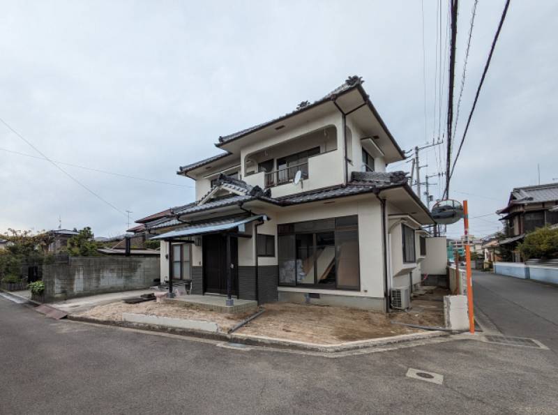 松山市富久町 一戸建 の外観写真