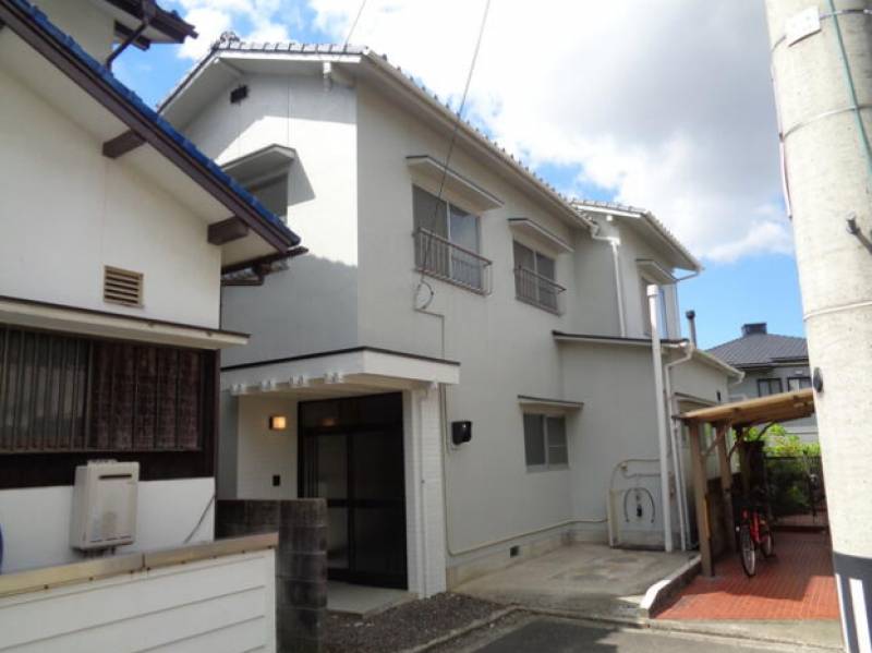 松山市福音寺町 一戸建 の外観写真